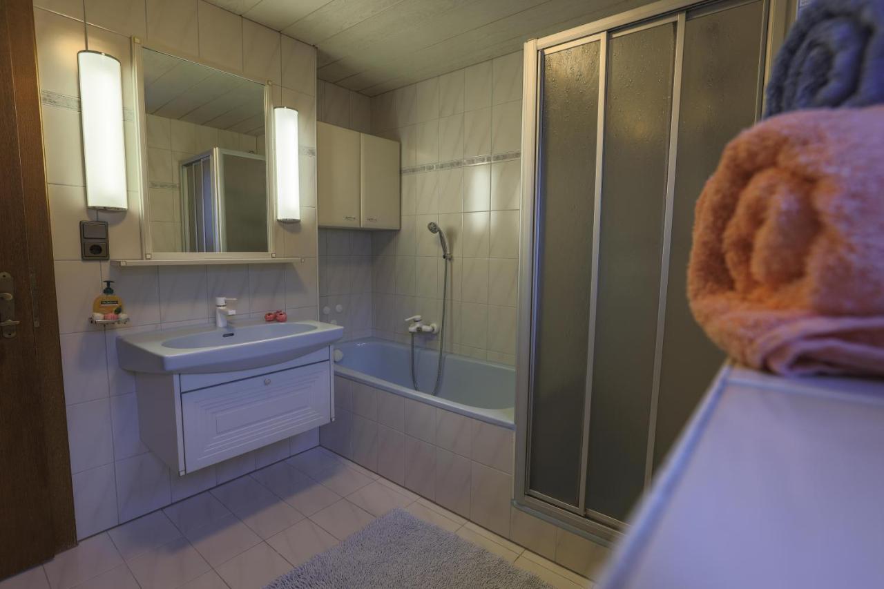 Haus Carmen Apartment Stumm Ngoại thất bức ảnh