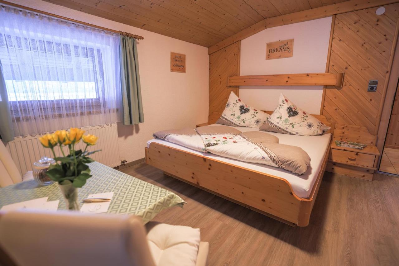 Haus Carmen Apartment Stumm Ngoại thất bức ảnh
